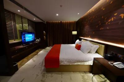 어보브 더 헤븐 호텔 홍군의 장정이 겹금산 기념관을 넘어갔다 주변 호텔