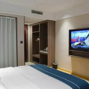 White Water Shengtai Hotel