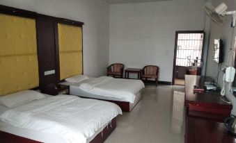Menghai Fulin Hotel