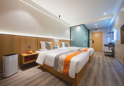 4. 톈푸 · 록 플..