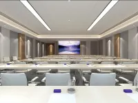 Squirrel Smart Hotel