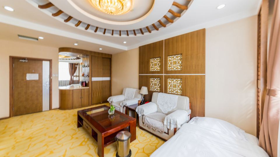 Airport Hotel