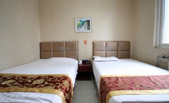 Qinhai Apartment Hotel