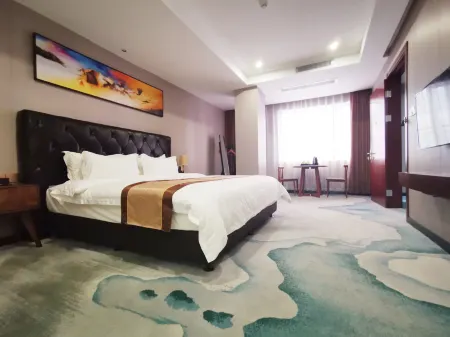 Jinyu Hotel (Shenzhen Ailian Metro Station)