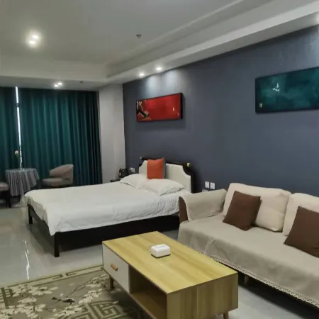 Linyi Lunanxin International Wisdom Hotel