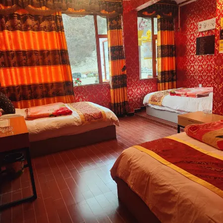 Dege's got the inn as he wanted. Hotels in Dêgê County