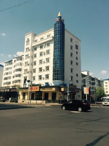 Jinlu Hotel (Heihe Zhongyang Street Shop)