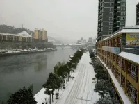 Kam Ping Hongyun Hotel Hotel di Jinping