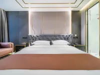 Boyu Zhenyue Hotel (Long'an Sanzhong Branch) Hotels in Long'an County
