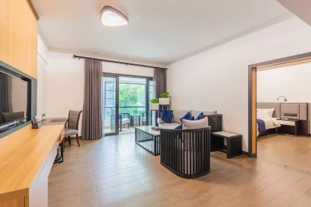 Guangshang Hotel Отели рядом с достопримечательностью «Xujiang Ancestral House»