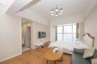 Manzi Homestay (Yiyang Oscar Plaza Branch) - balcony