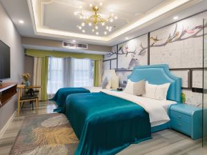 Meixi Hotel (Changsha Pedestrian Street Huangxing Square Metro Station)