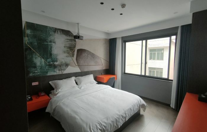 M Hotel