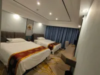 BUCKINGHAM PALACE HOTEL Hotel dekat Bingxue Park