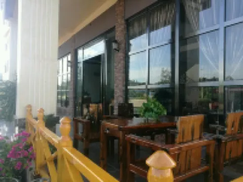 Dongxing Jinghui Hotel