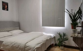 Yangzhou Yaqin Hotel
