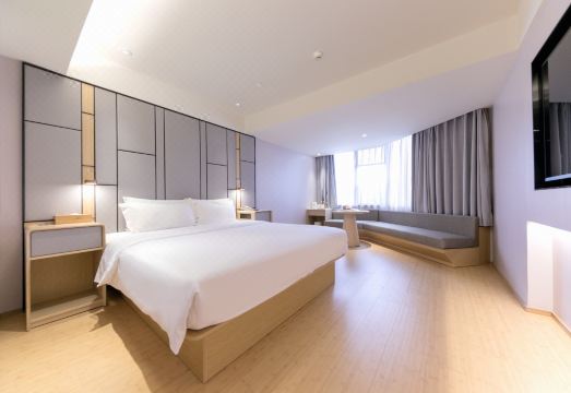 호텔 로비 및 객실