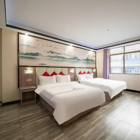 Puning Laiyue Stylish Homestay (Puning Plaza Wantaihui)