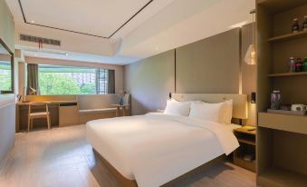 Home in City (Nanjing Olympic Sports Center Xincheng Science and Technology Park Store)