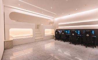 Huai'an Watchman E-sports Hotel