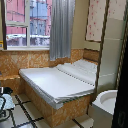 Fushun County Xinyue Business Hotel