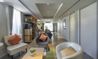 Homeinn Selected (Shanghai Xujiahui Damuqiao Road)