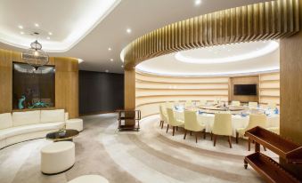 Hengdian World Studios VIP Building Grand Hotel (Qinwang Palace Qingming Shanghe Tu)