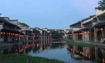 Yuting Business Hotel (Nanxun Ancient Town Nanmen Xiaolianzhuang Branch)