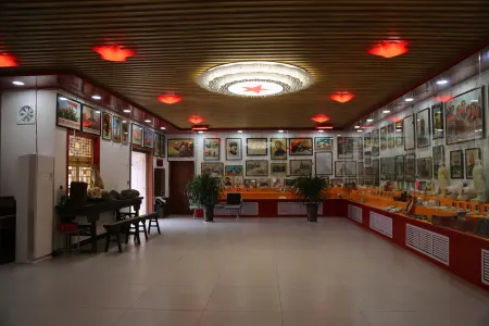 Jiaxian Hongyi Kiln Cave Hotel Отели рядом с достопримечательностью «Baiyun Temple»