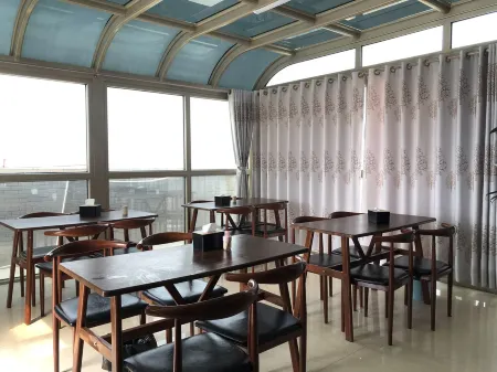 Pullman Hotel (Beiliu South Bus Station Branch) Отели в г. Бейлю