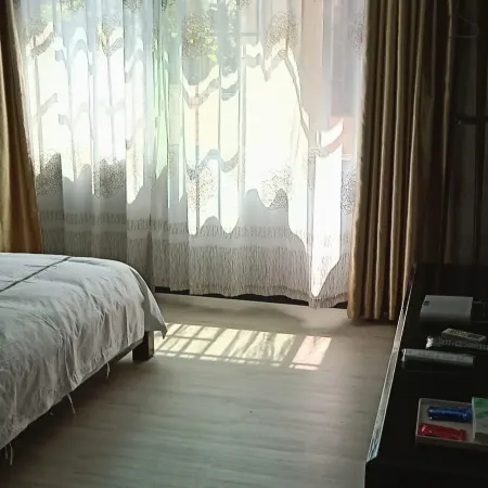 Runfeng Hotel Sandu