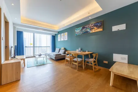 Yunji Apartment (Foshan Overseas Chinese City Happy Coast Plus Shop)