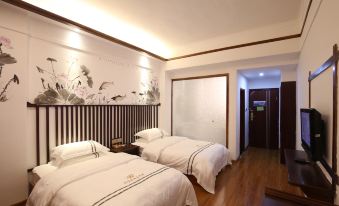 Yiwang·Xi Homestay (Nanhuashan National Forest Park)