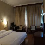 Luocheng Huali Hotel Các khách sạn gần Luocheng Minzu Theater