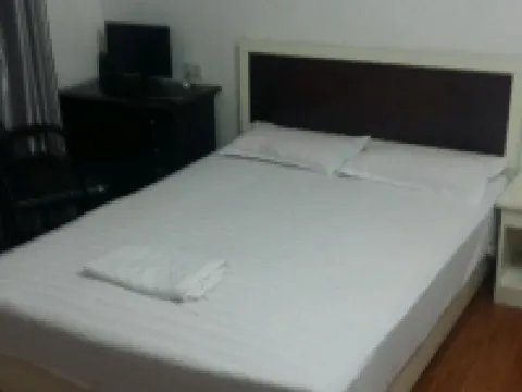 Honghu jingya hotel