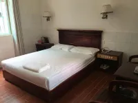 Lianghu Hotel - 2 Yıldız