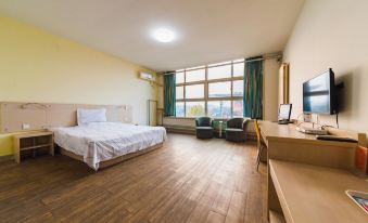 Fuping Jiayue Business Hotel