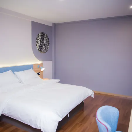 Homeinn Pebble Hotel (Jingyu County Hospital)