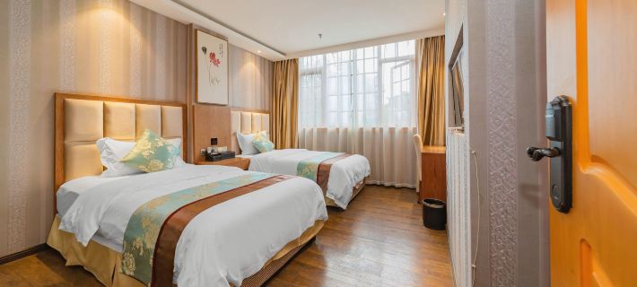 Shangshan Hotel Hotels in Zitong