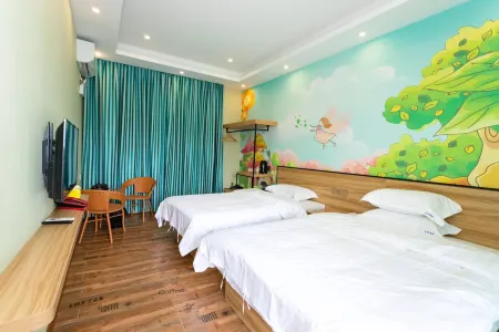 Changtai Tianzhu Qingshe B&B Отели рядом с достопримечательностью «Xiaohuang Mountain Scenic Area»