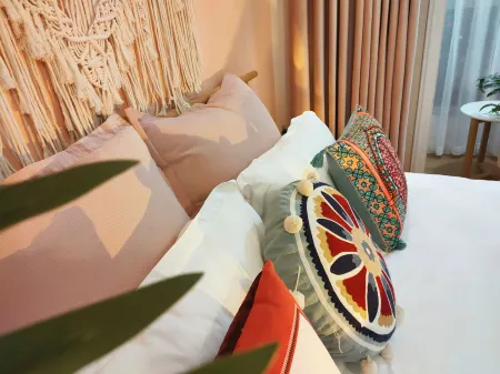 First Seeing Homestay Отели рядом с достопримечательностью «Minghe Courtyard»