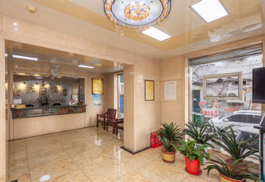 [Image of Hotel Amenities]