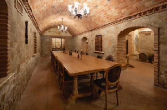 CONTI TOSCANA CASTLE RESORT & SPA