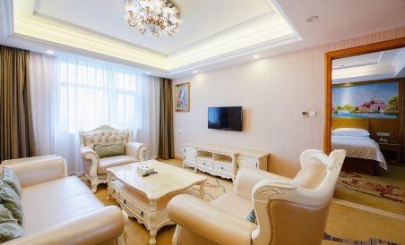 Vienna Hotel (Zhuozhou High-speed Railway Station) - Housity