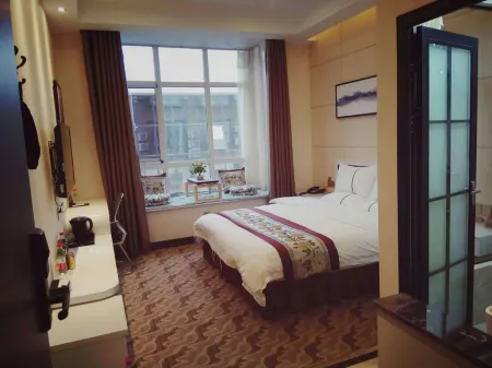 Weihui Hongyun Business Hotel Отели в г. Вэйхуэй