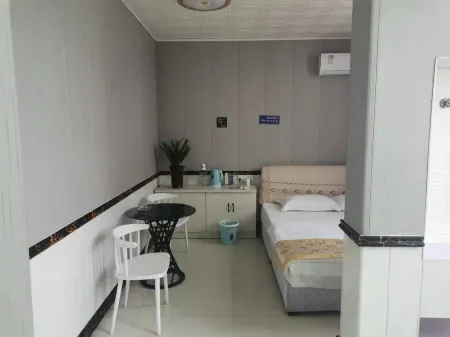 Jiaxiang Yayi Business Hotel