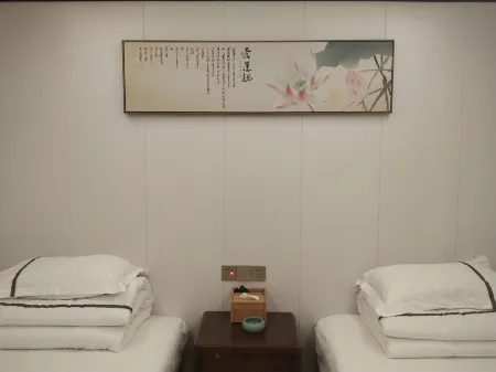 wanglaoerwenquan Отели рядом с достопримечательностью «Rainbow Waterfall Scenic Spot In The Dabie Mountains»