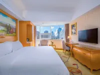 Vienna Hotel (Shenzhen Luohu Port Railway Station) Hotels near Jianingna Youyi Square