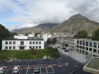 Lhasa Shigatse Hotel Hotels in Sera Monastery