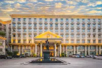 Buckingham Palace Hotel Hotel in zona Fuyang Railway Station